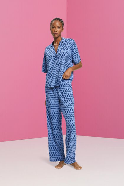 Pyjamas med polkaprickigt tryck