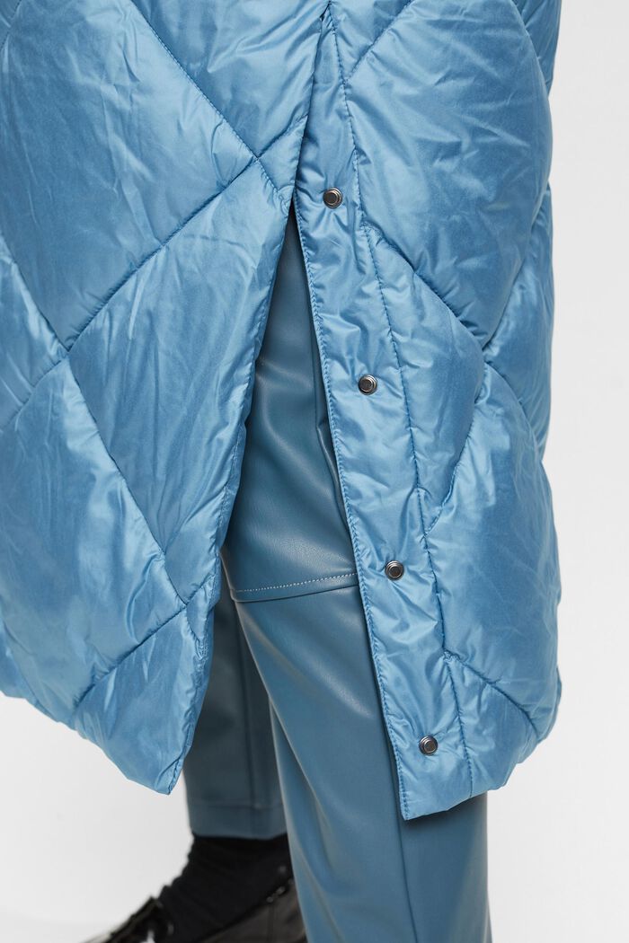 Lång kappa med rombquiltning, BLUE LAVENDER, detail image number 0