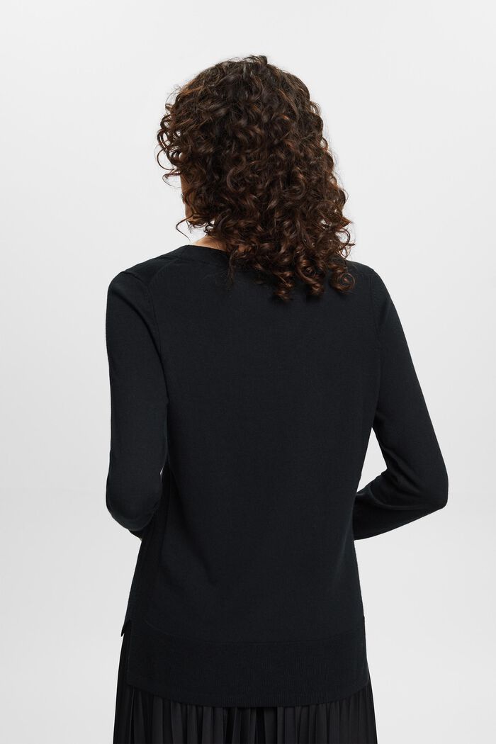 V-ringad tröja, BLACK, detail image number 3