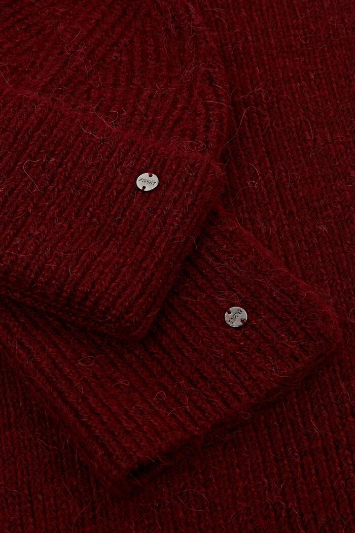 Julklappsförpackning med grovstickad mössa och halsduk, BORDEAUX RED, detail image number 1