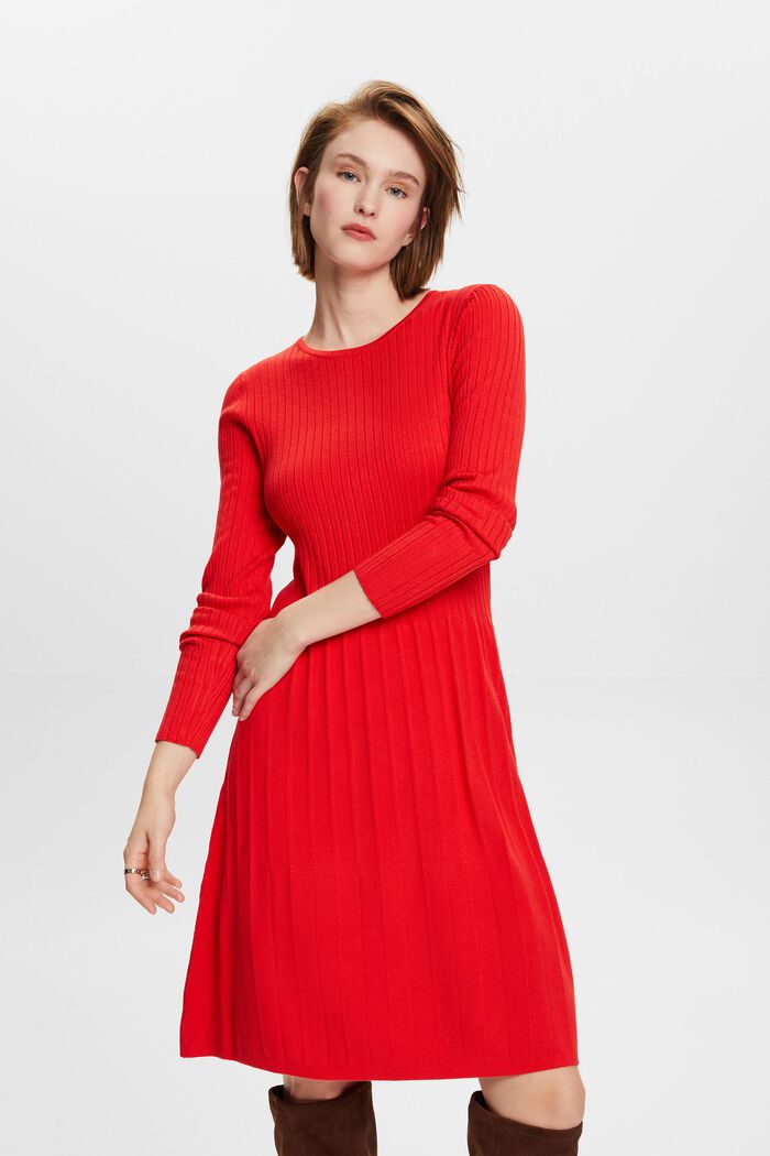 Veckad ribbstickad klänning, RED, detail image number 1