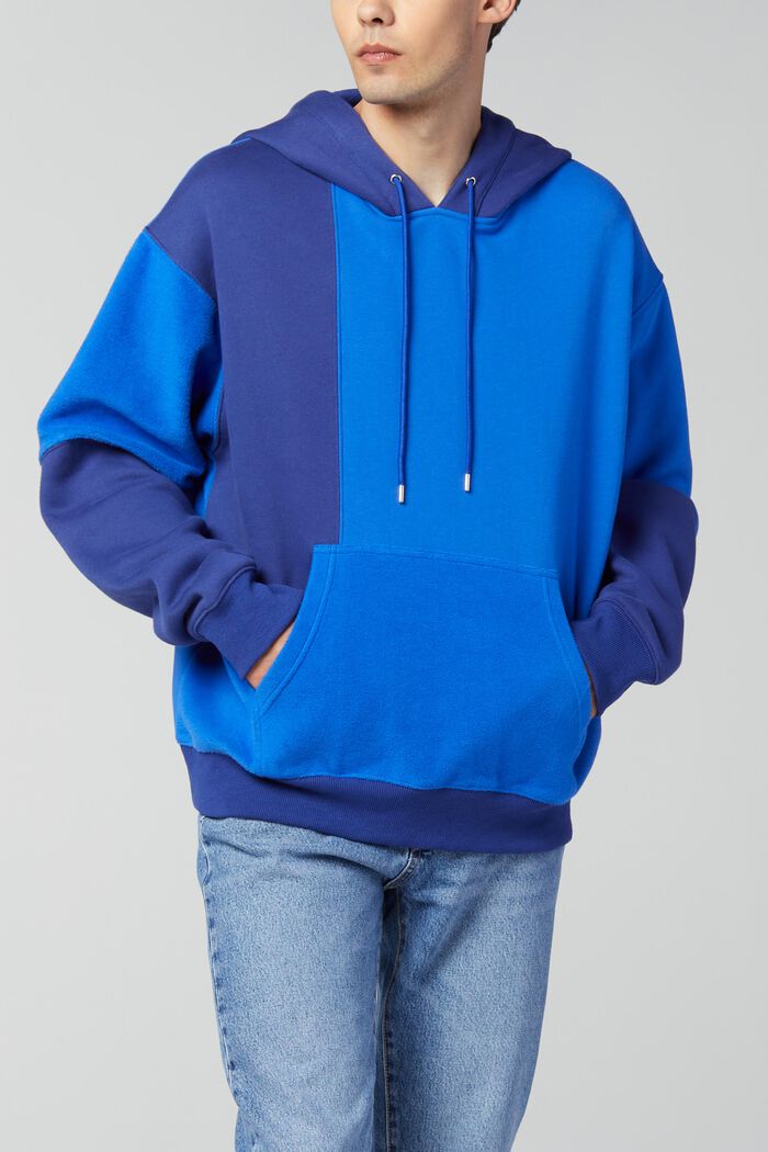 Sweatshirt i unisexmodell i patchworklook