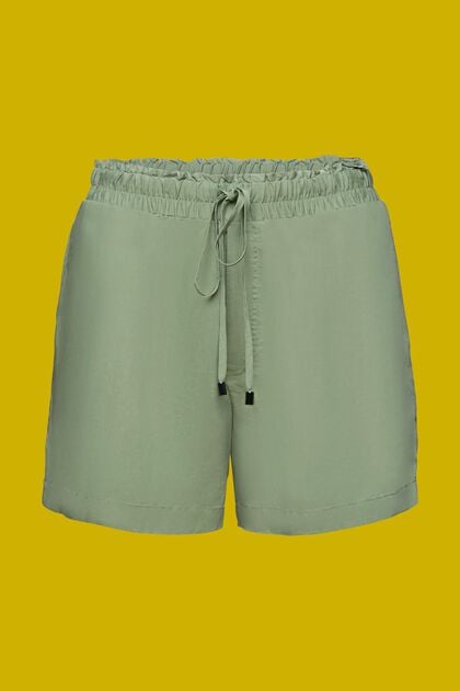 Pull-on shorts