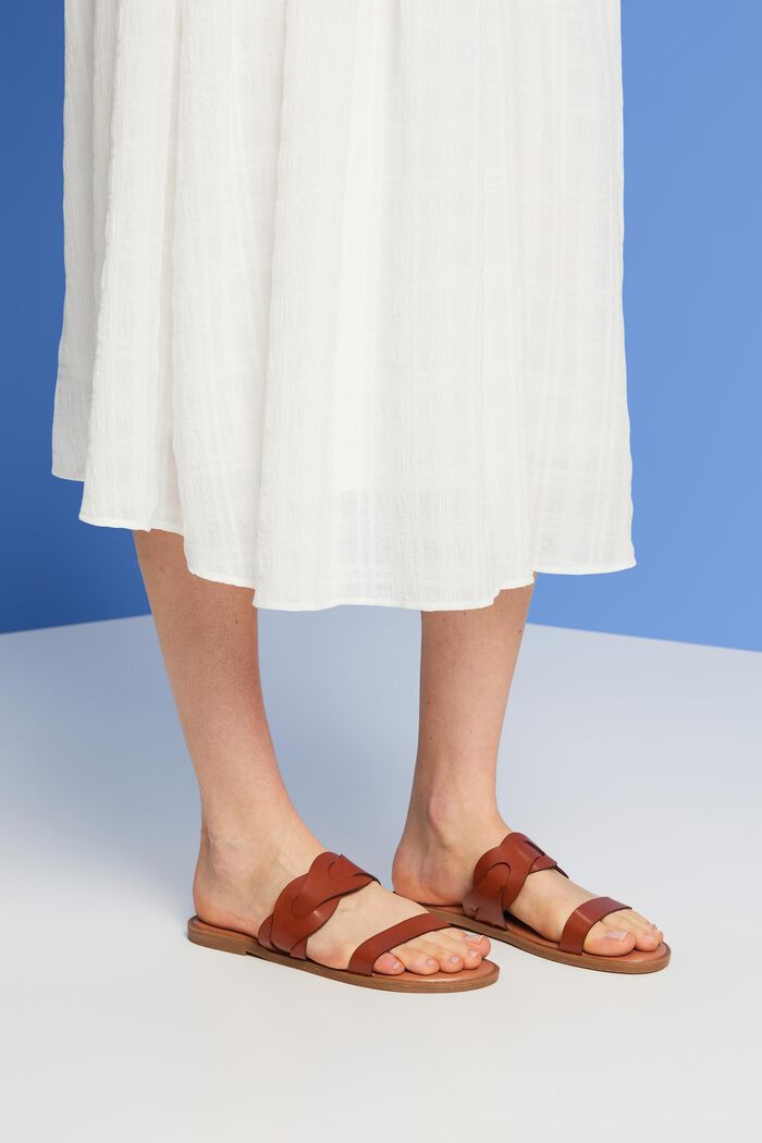 Flätade slip-in sandaler i veganskt läder, CARAMEL, detail image number 1