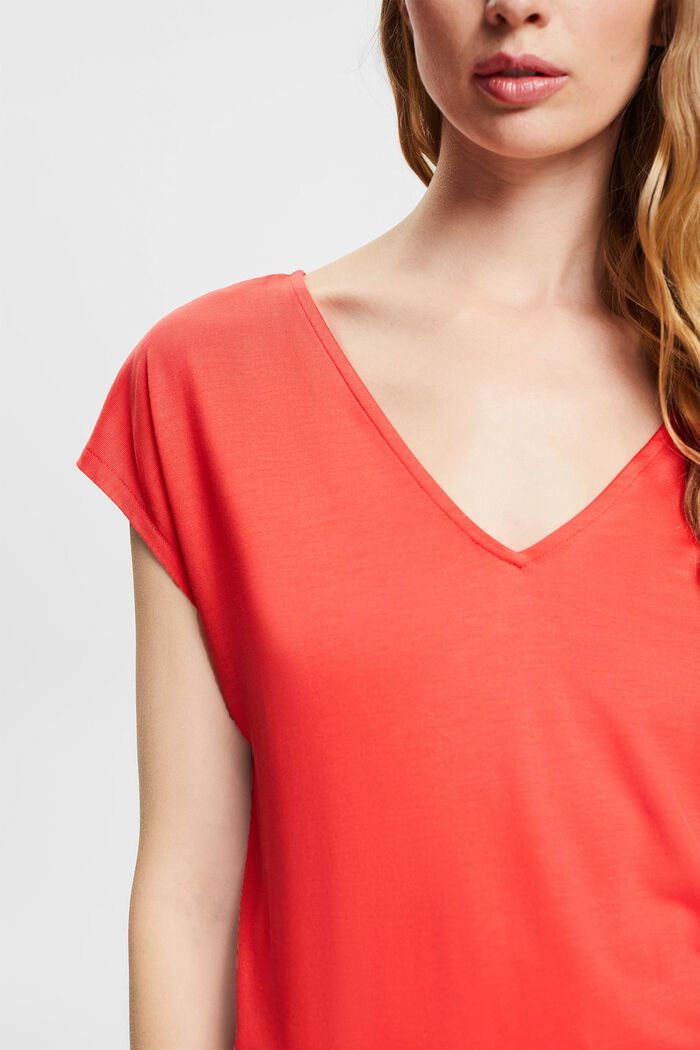 Av TENCEL™: T-shirt med V-ringning, RED, detail image number 2