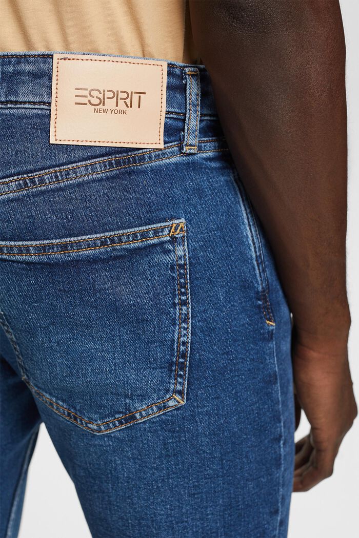 Avsmalnande jeans av återvunnen bomull, BLUE MEDIUM WASHED, detail image number 4
