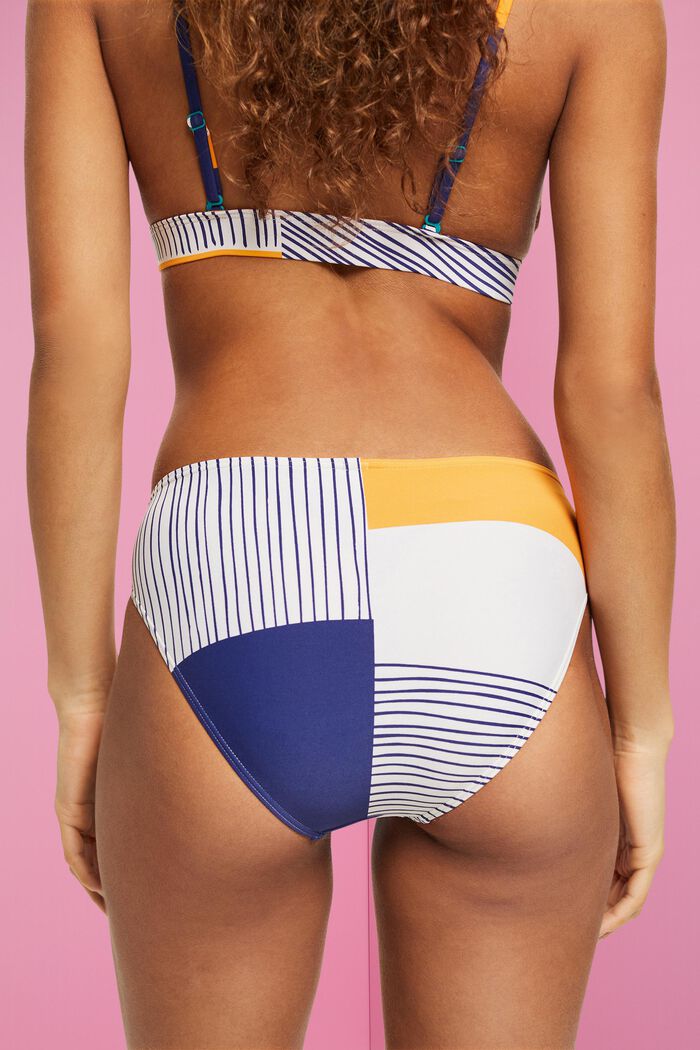 Bikinitrosa i varierad mönsterdesign, SAND, detail image number 3