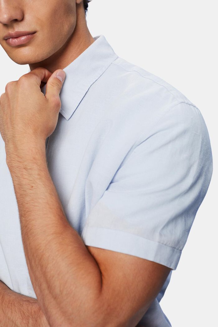 Kortärmad skjorta i mix av linne och bomull, LIGHT BLUE, detail image number 2
