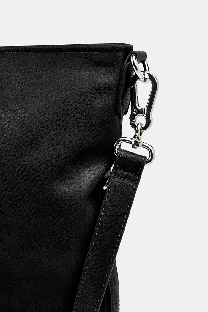 Övervikbar väska i skinnlook, BLACK, detail image number 2