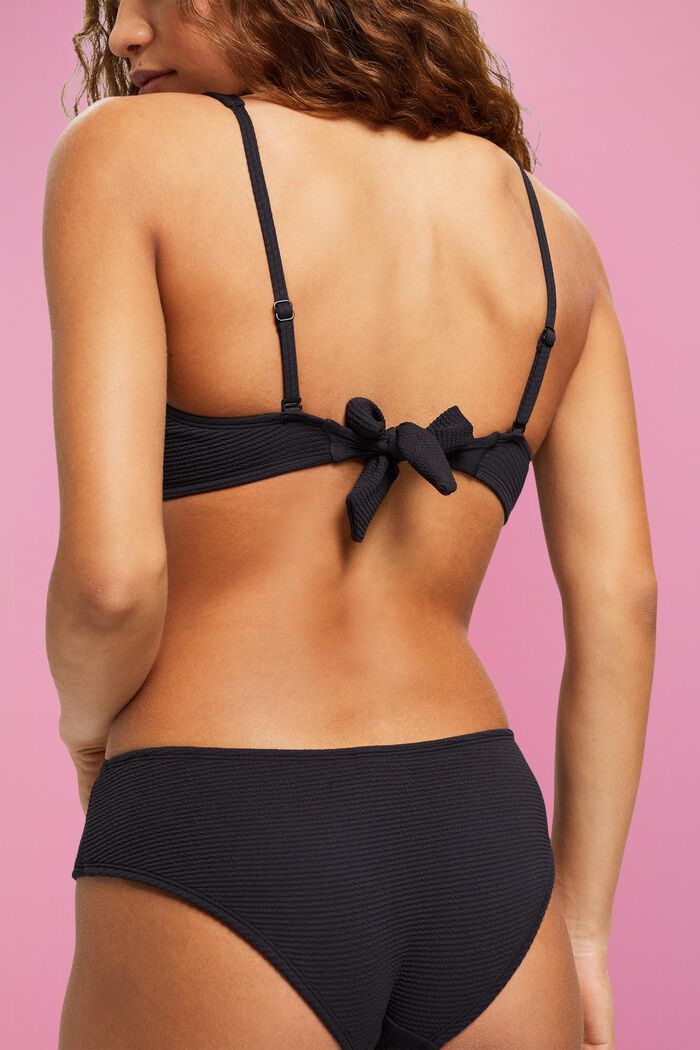 Texturerad vadderad bikiniöverdel i sporttoppsmodell, BLACK, detail image number 3