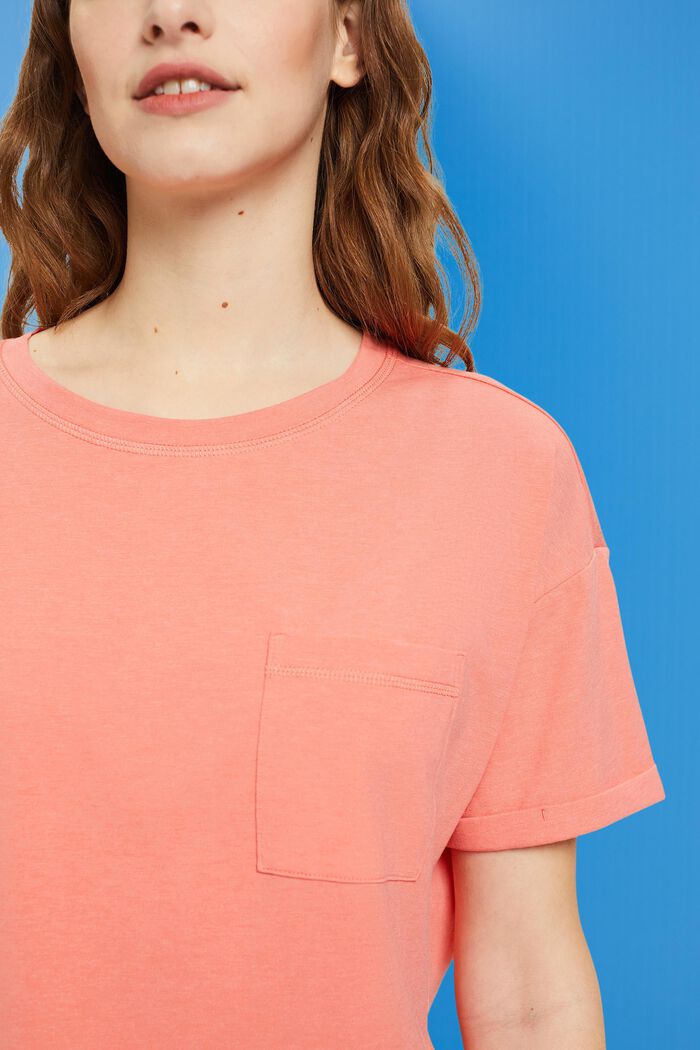 T-shirt med bröstficka av bomullsmix, CORAL, detail image number 2