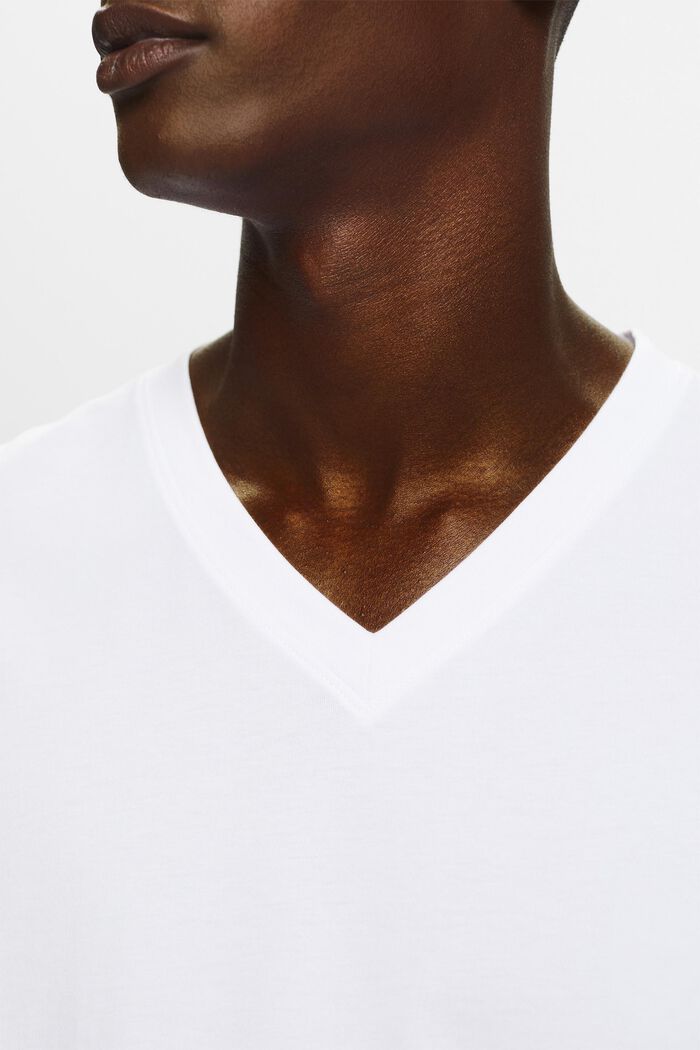 V-ringad T-shirt av ekologisk bomull, WHITE, detail image number 3
