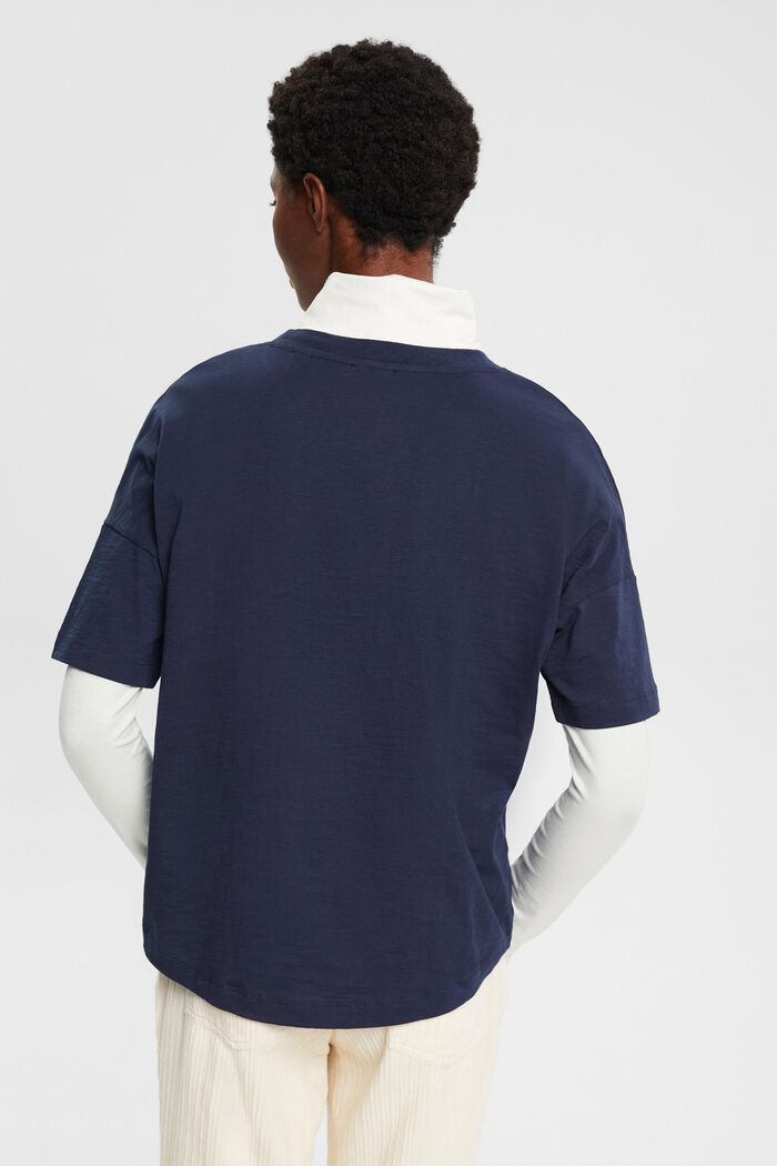 Bomulls-T-shirt med geometriskt mönster, NAVY, detail image number 3